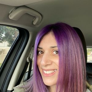 Meet your Posher, Christina